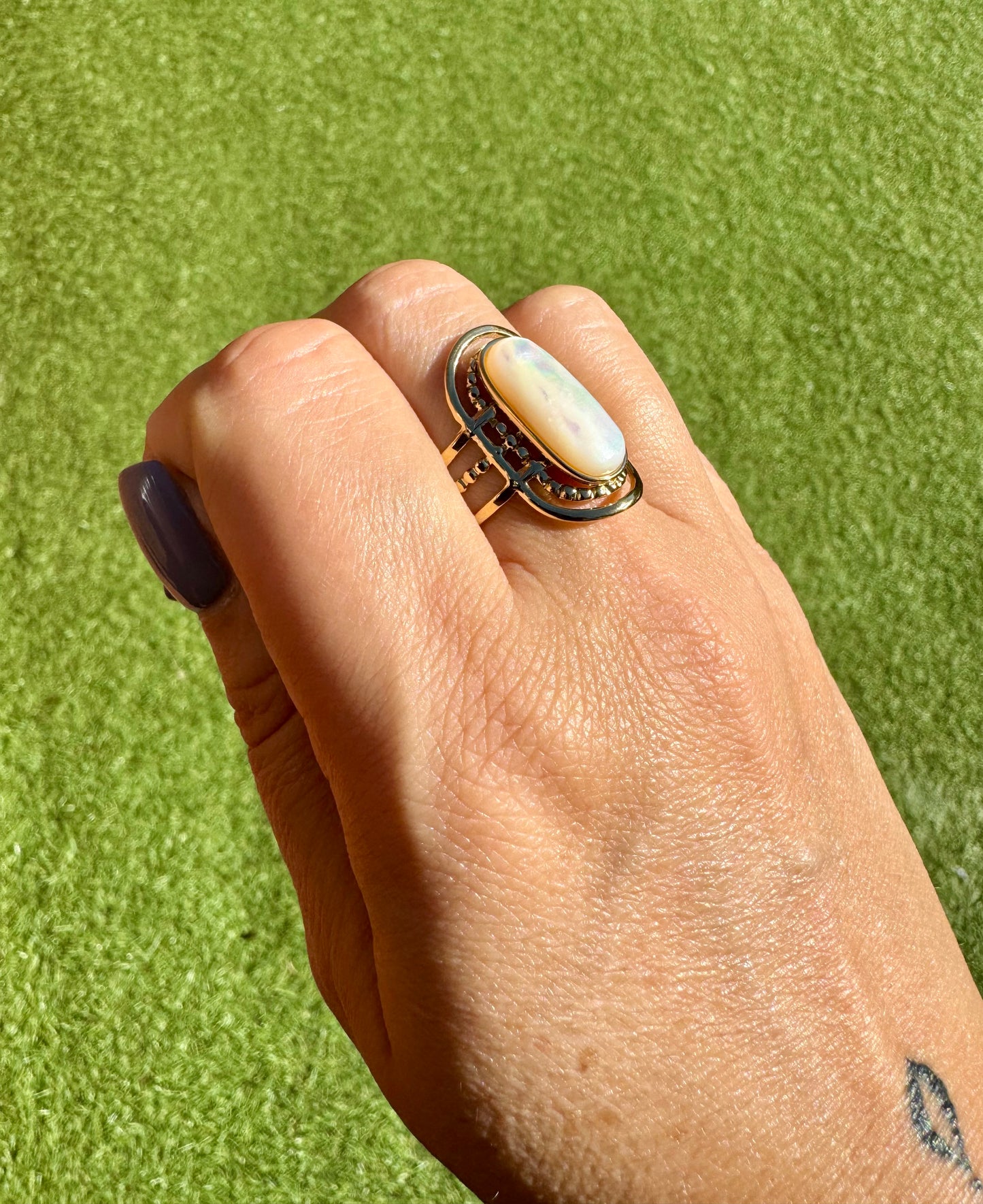 [Florence] Gold Ring with Opal stone